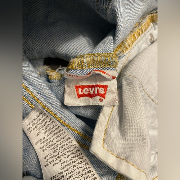 Levi’s 501 cut-offs. Size 27. Red tag. - Picture 6 of 6